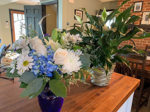 Florist «Neffsville Flower Shoppe», reviews and photos, 2700 Lititz Pike, Lancaster, PA 17601, USA