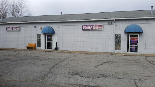 Tattoo Shop «Firefly Tattoo», reviews and photos, 920 N State St #4-5, Girard, OH 44420, USA