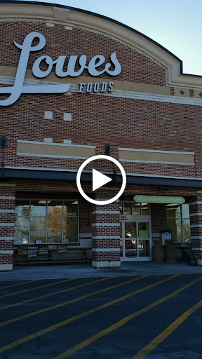 Grocery Store «Lowes Foods of Apex», reviews and photos, 5400 Apex Peakway, Apex, NC 27502, USA