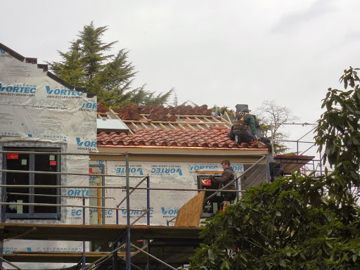 Roofing Contractor «C C & L Roofing Co», reviews and photos, 3319 SE 92nd Ave, Portland, OR 97266, USA
