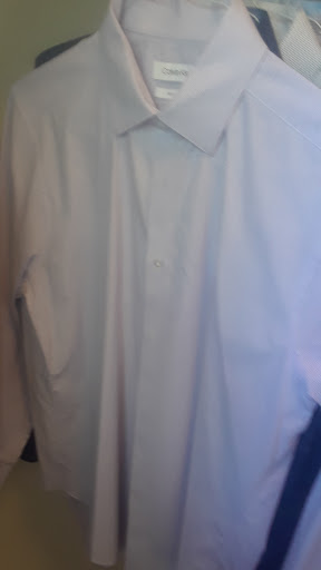 Dry Cleaner «Lapels Dry Cleaning Gilbert», reviews and photos, 2586 S Val Vista Dr, Gilbert, AZ 85295, USA