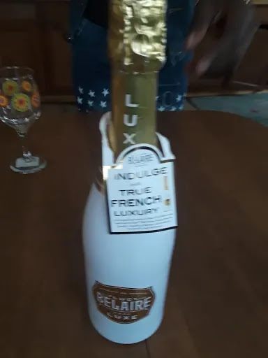 Liquor Store «Big Red Liquors», reviews and photos, 1111 E 86th St, Nora, IN 46240, USA