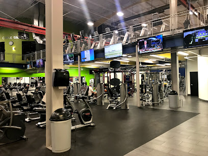 Onelife Fitness - Newport News Gym - 815 Middle Ground Blvd, Newport News, VA 23606