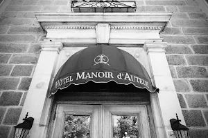 HOTEL MANOIR D'AUTEUIL image