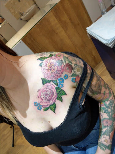 Reviews of Tribe 2 Tattoo in Glasgow - Tatoo shop