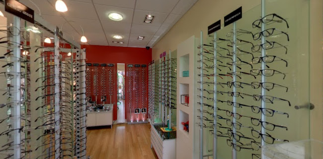 Comments and reviews of Glenns Opticians
