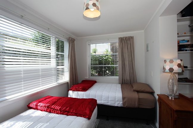 Reviews of Devonport Palms in Auckland - Hotel