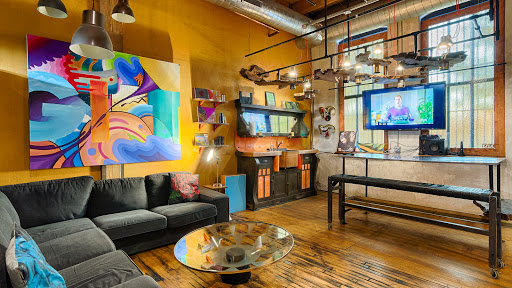 Tattoo Shop «9 Mag Tattoo», reviews and photos, 2150 S Canalport Ave, Chicago, IL 60608, USA