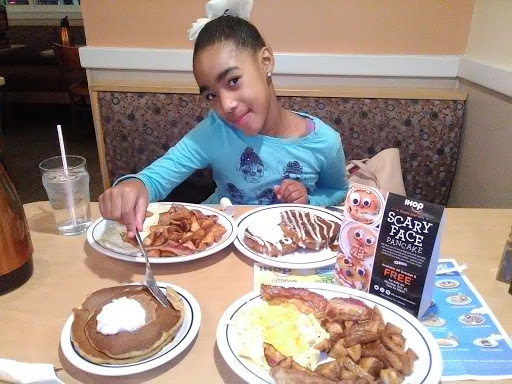 Shopping Mall «Copaco Shopping Center», reviews and photos, 335 Cottage Grove Rd, Bloomfield, CT 06002, USA