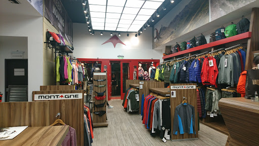 Mountain clothing stores Cordoba