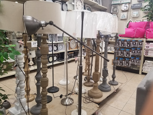 Home Goods Store «Christmas Tree Shops», reviews and photos, 393 N Central Ave, Hartsdale, NY 10530, USA