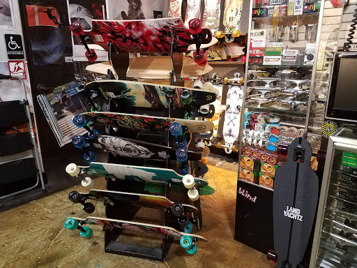 Clothing Store «Zumiez», reviews and photos, 27001 US Hwy 19 N #2062, Clearwater, FL 33761, USA