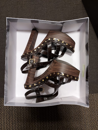 Shoe Store «DSW Designer Shoe Warehouse», reviews and photos, 2921 Rio Grande Blvd #100, Euless, TX 76039, USA