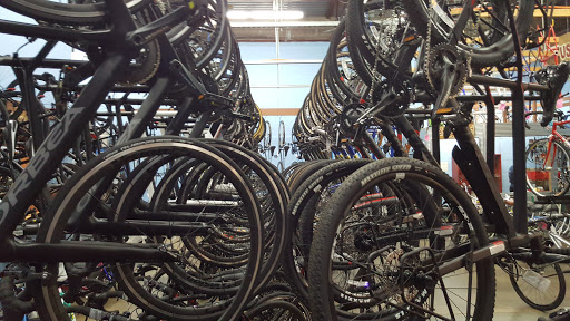 Bicycle Store «The Hub Bike Co-op», reviews and photos, 3020 Minnehaha Ave, Minneapolis, MN 55406, USA