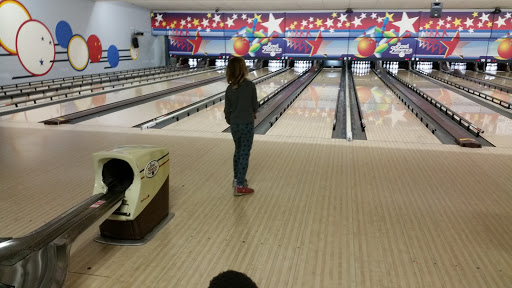 Bowling Alley «Bowl America Woodbridge», reviews and photos, 13409 Occoquan Rd, Woodbridge, VA 22191, USA