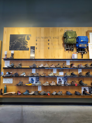 Camping Store «REI», reviews and photos, 350 Independence Blvd, Virginia Beach, VA 23462, USA