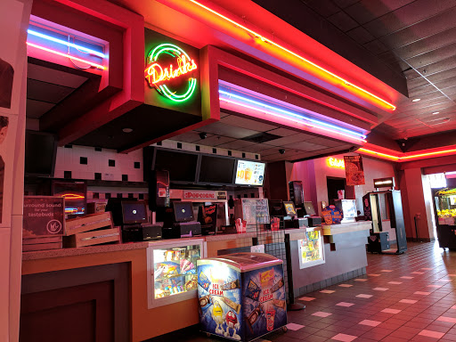 Movie Theater «Regal Cinemas Beach Boulevard 18», reviews and photos, 14051 Beach Blvd, Jacksonville, FL 32250, USA