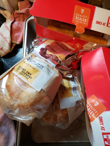 Convenience Store «7-Eleven», reviews and photos, 149-52 14th Ave, Whitestone, NY 11357, USA