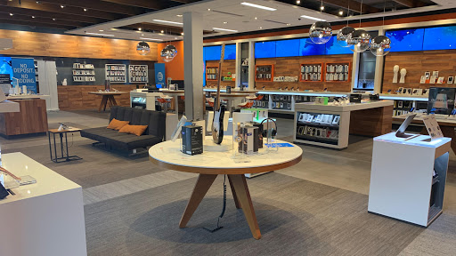 Cell Phone Store «AT&T», reviews and photos, 495 Union St #2010, Waterbury, CT 06706, USA