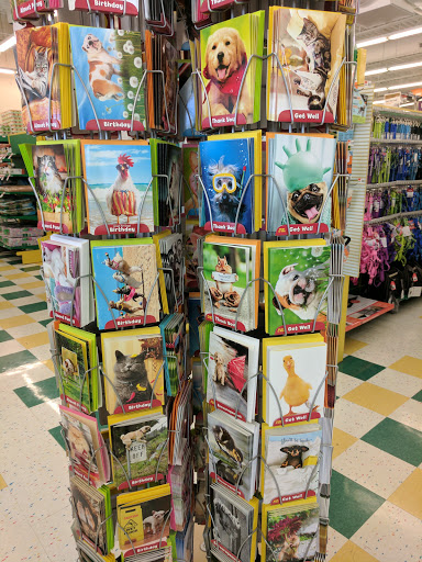 Pet Supply Store «Pet Supplies Plus», reviews and photos, 26230 Hoover Rd, Warren, MI 48089, USA