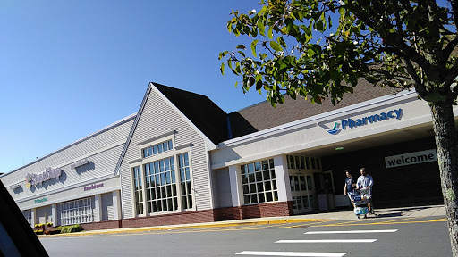 Grocery Store «Super Stop & Shop», reviews and photos, 100 Macy St, Amesbury, MA 01913, USA