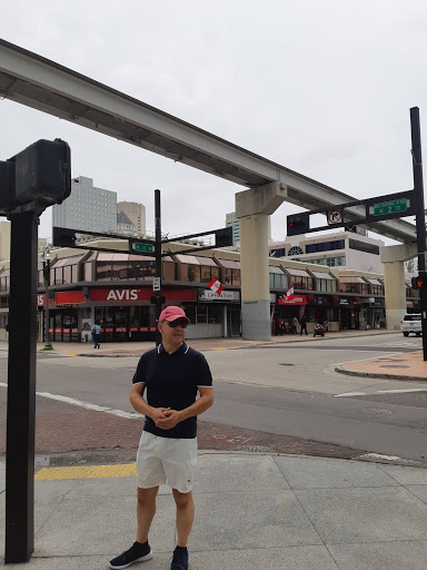 Shopping Mall «Ultramont Mall», reviews and photos, 100 SE 1st St, Miami, FL 33131, USA