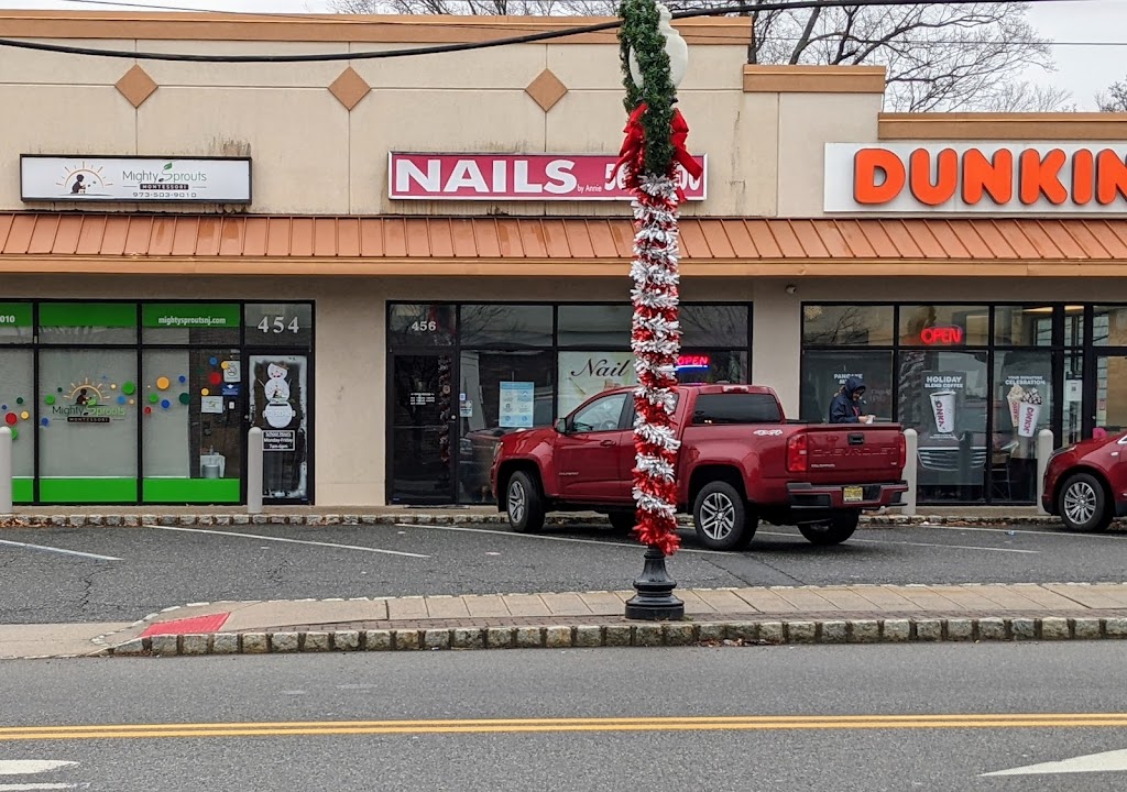 Happy Nails 07936