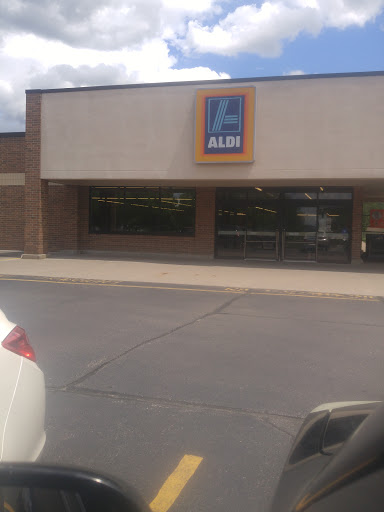 Supermarket «ALDI», reviews and photos, 1054 Center Rd, Burton, MI 48509, USA