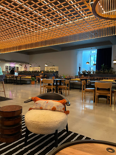 Shopping Mall «Colony Square», reviews and photos, 1197 Peachtree St NE, Atlanta, GA 30361, USA