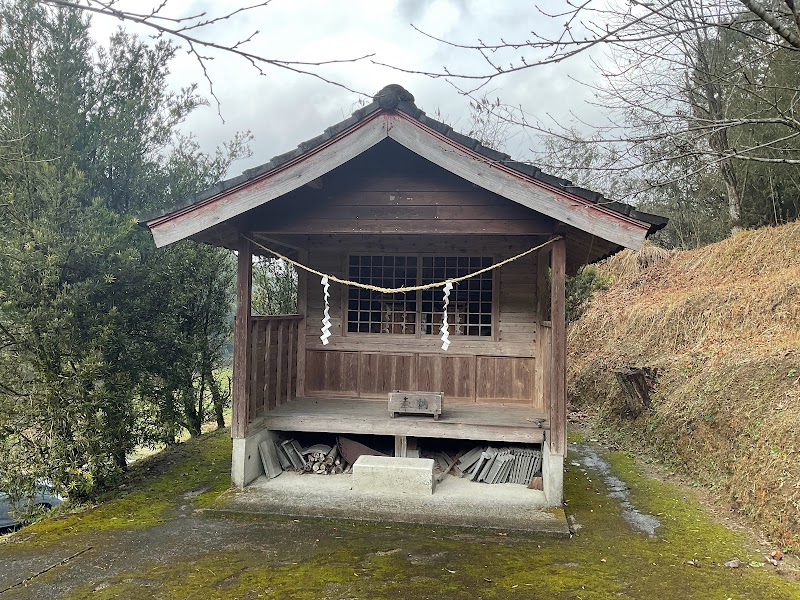 中黒木の神社