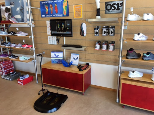 Shoe Store «New Balance Fairview Heights», reviews and photos, 6540 N Illinois St #104, Fairview Heights, IL 62208, USA