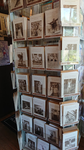 Book Store «Town House Books», reviews and photos, 105 N 2nd Ave, St Charles, IL 60174, USA