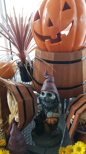 Grocery Store «Fred Meyer», reviews and photos, 777 NW Kings Blvd, Corvallis, OR 97330, USA