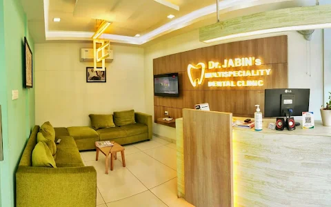 Dr.Jabin's Multispeciality Dental Clinic Pavaratty- Orthodontist, Aligners, Rootcanal Treatment, Best Dental clinic in Pavaratty image