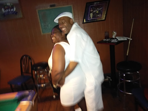 Club «Executive Club», reviews and photos, 2829 W Market St, Louisville, KY 40212, USA