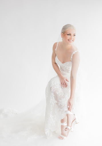 Bridal Shop «House of White Bridal Boutique», reviews and photos, 3 Market St, Newburgh, IN 47630, USA