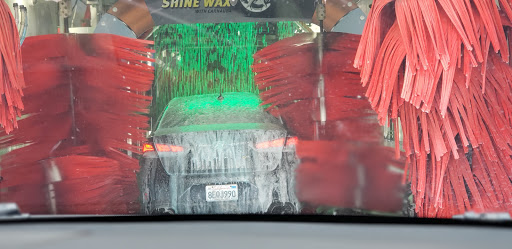 Car Wash «Bubble Bee Car Wash», reviews and photos, 2711 del Amo Blvd, Lakewood, CA 90712, USA