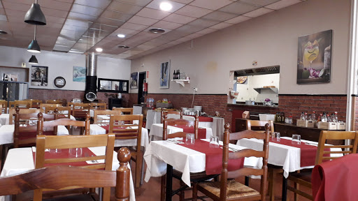 La Maynou Restaurant en Palau-solità i Plegamans