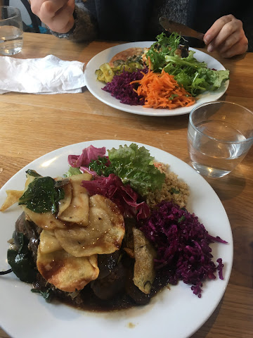 Tierra Kitchen by null