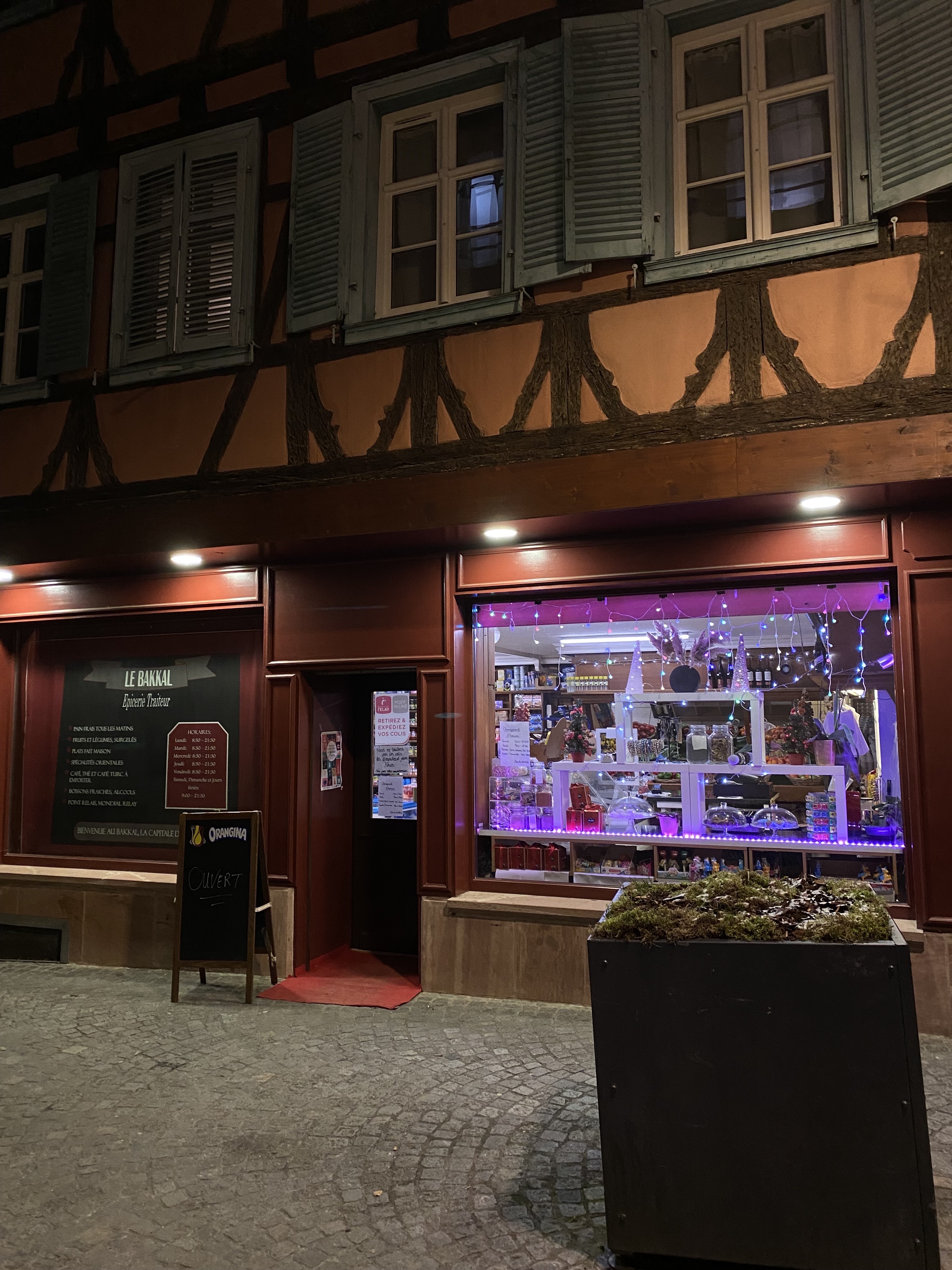Photo n° 2 de l'avis de [Local•8].y fait le 09/12/2023 à 00:14