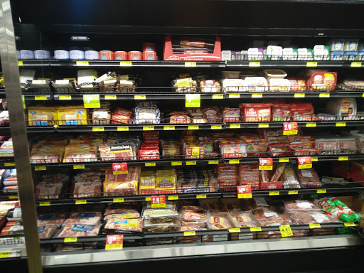 Grocery Store «Grocery Outlet Bargain Market», reviews and photos, 3445 Alma St, Palo Alto, CA 94306, USA
