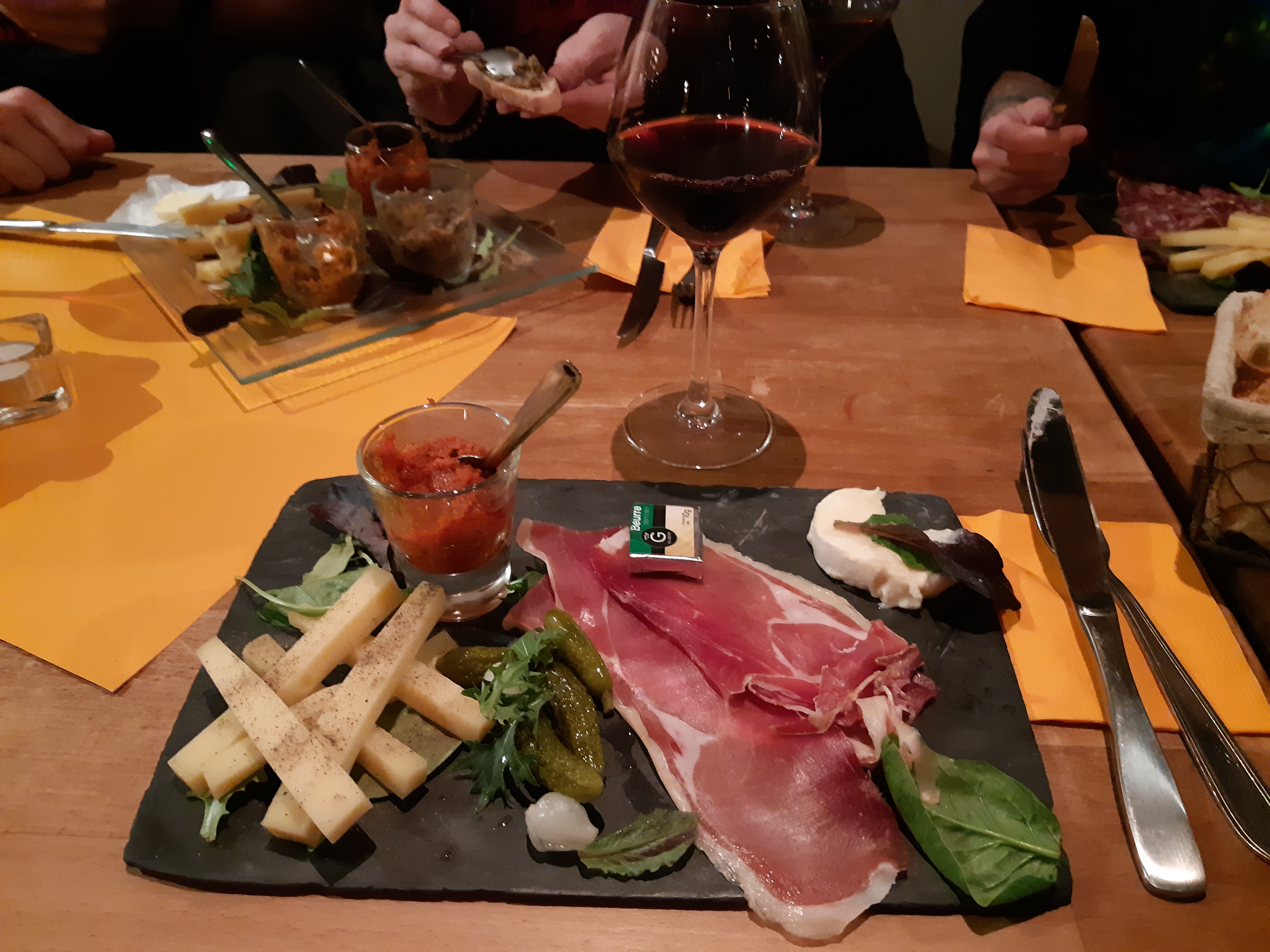 Photo n° 1 de l'avis de Élanécia.D fait le 27/03/2019 à 21:48