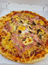 Plats et boissons du Pizzas à emporter pizza au feu de bois chez Marthe à Le Muy - n°2