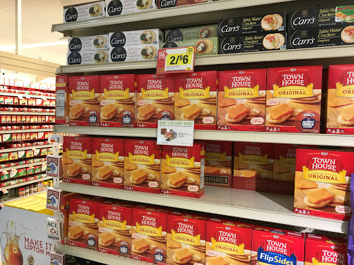 Grocery Store «Giant Food Stores», reviews and photos, 720 W Street Rd, Warminster, PA 18974, USA