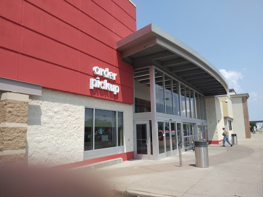 Department Store «Target», reviews and photos, 5901 Douglas Ave, Des Moines, IA 50322, USA