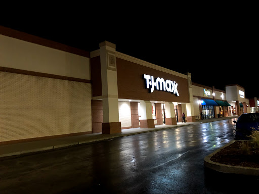 T.J. Maxx, 1680 Campbell Ln, Bowling Green, KY 42104, USA, 