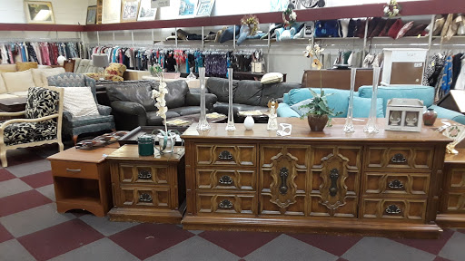 Thrift Store «The Salvation Army Family Store and Donation Center», reviews and photos