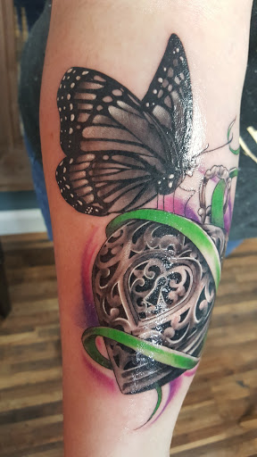 Tattoo Shop «Modern Electric Tattoo and Body Piercing», reviews and photos, 411 S Wesleyan Blvd, Rocky Mount, NC 27803, USA