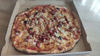 Plats et boissons du Pizzeria Le Kiosque à pizzas à Magny-les-Hameaux - n°3