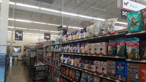 Pet Supply Store «Pet Supplies Plus», reviews and photos, 955 Co Rd E East #100, Vadnais Heights, MN 55127, USA
